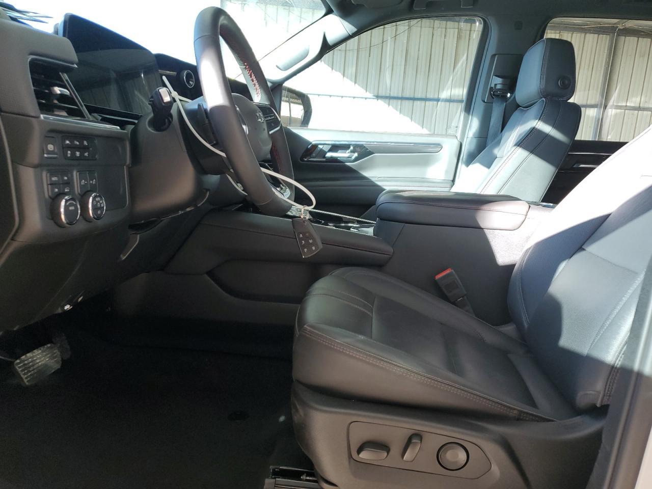 2025 Chevrolet Tahoe K1500 Rst - Image 7