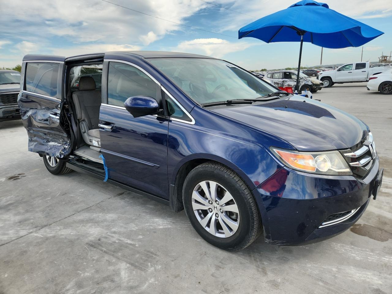 2016 Honda Odyssey Se - Image 4