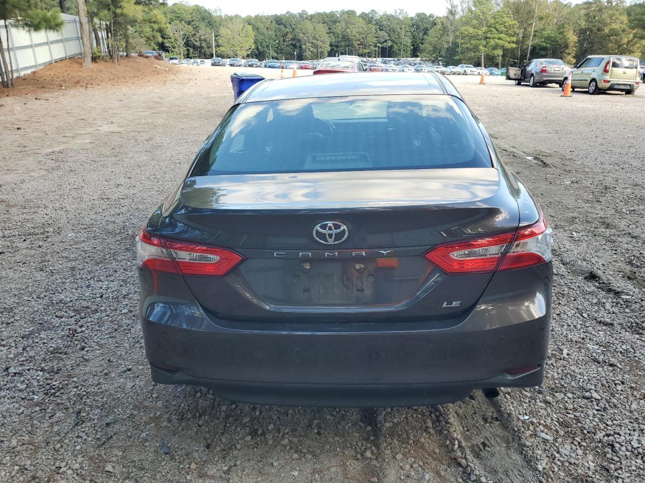 2018 Toyota Camry L - Фото 6