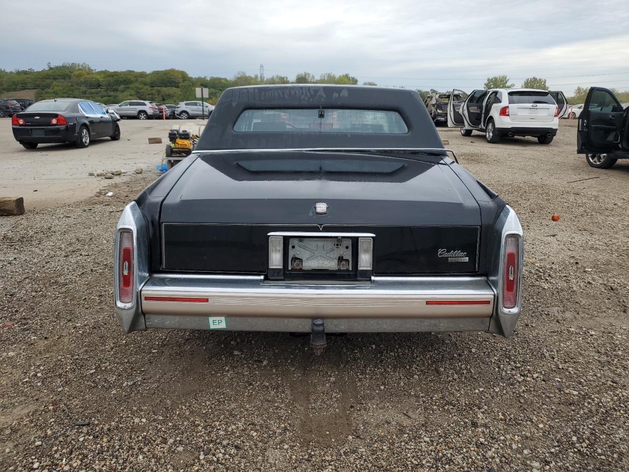 1990 Cadillac Brougham - Фото 6