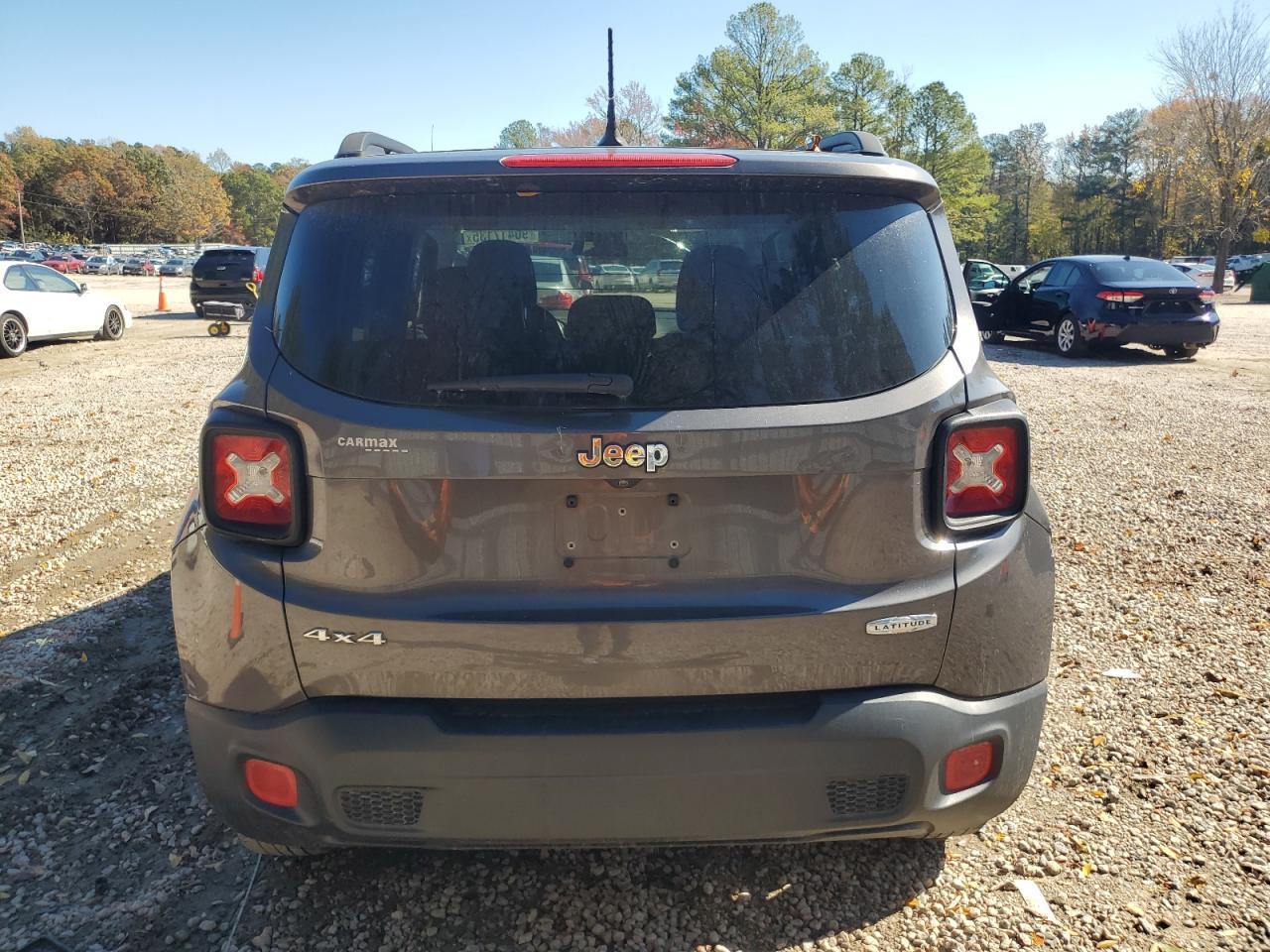 2016 Jeep Renegade Latitude - Фото 6