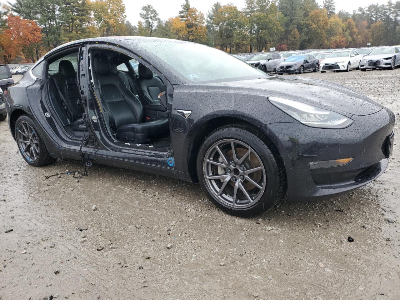 2018 Tesla Model 3 - Image 4