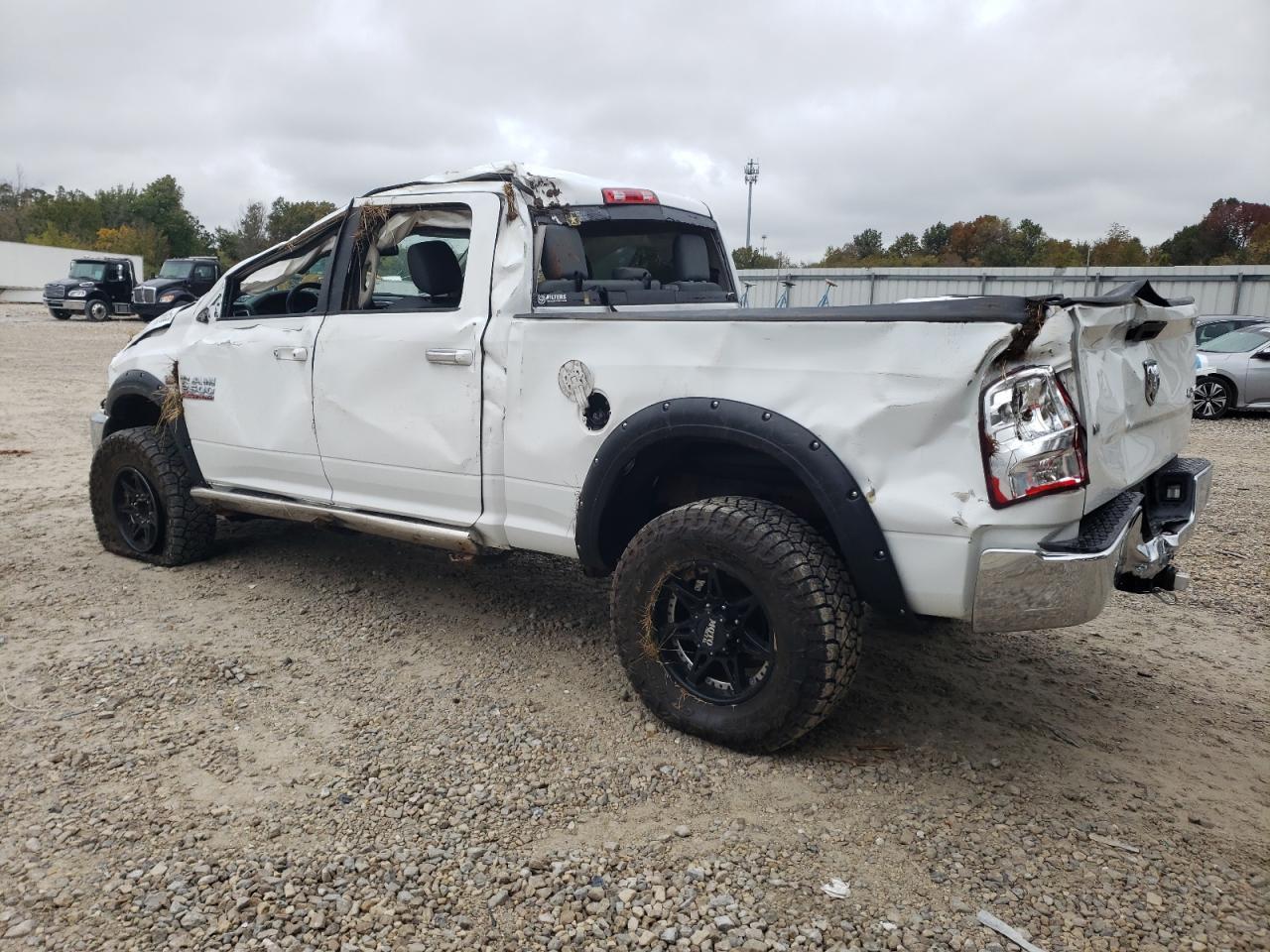 2016 Ram 2500 Slt - Фото 2