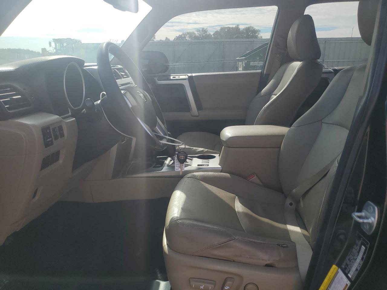 2011 Toyota 4Runner Sr5 - Image 7