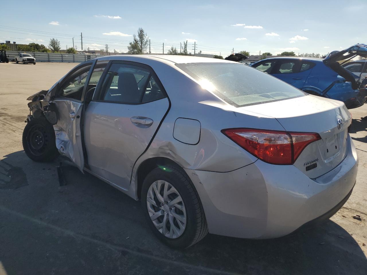 2018 Toyota Corolla L - Image 2