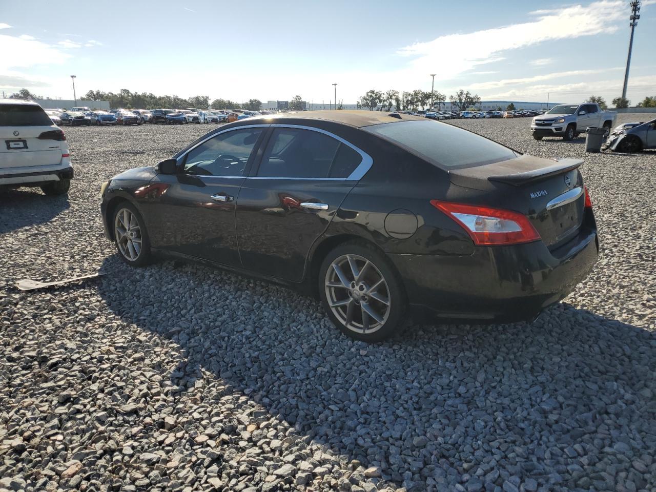 2011 Nissan Maxima S - Image 2