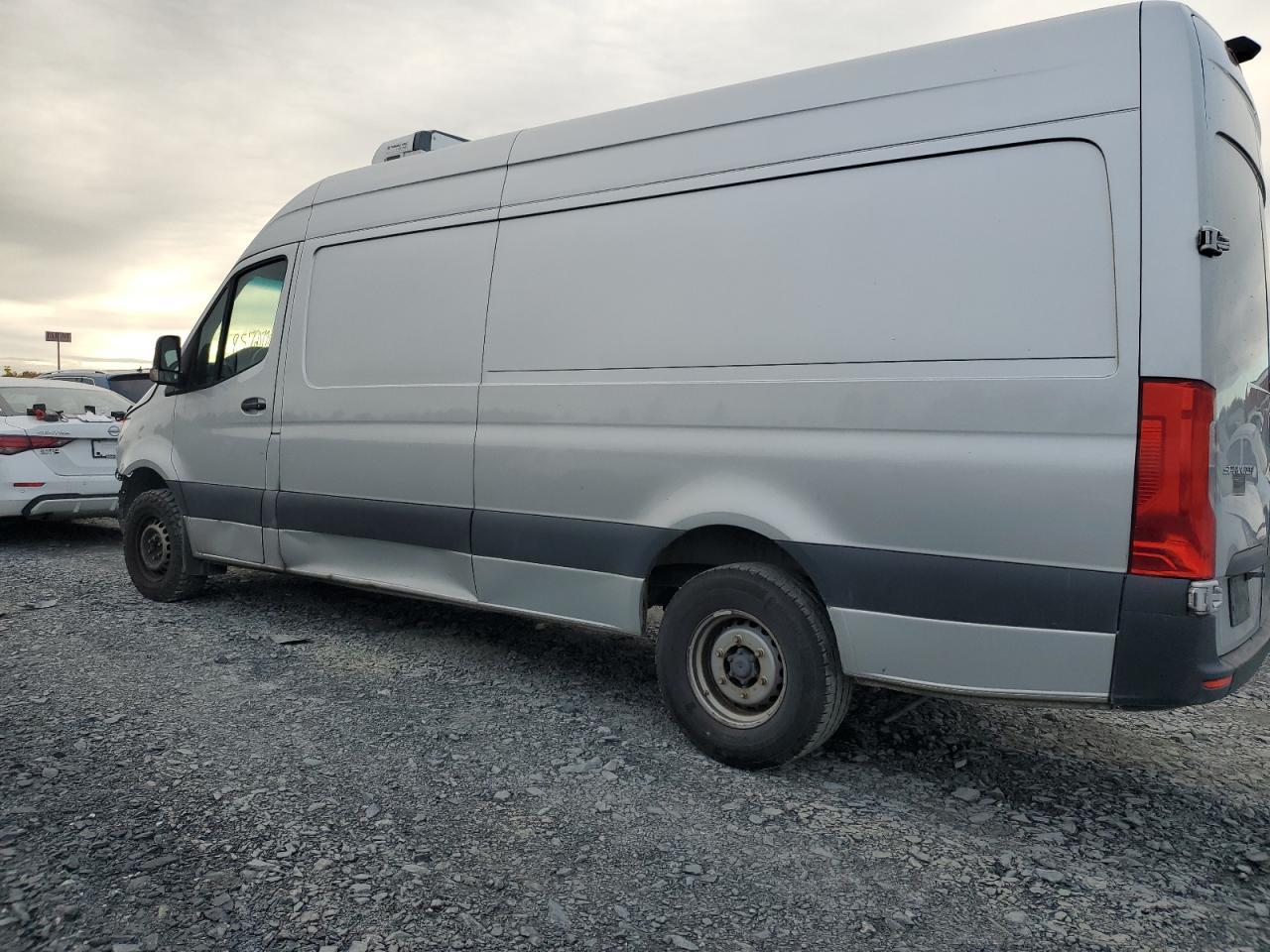 2022 Mercedes-Benz Sprinter 3500 - Image 2