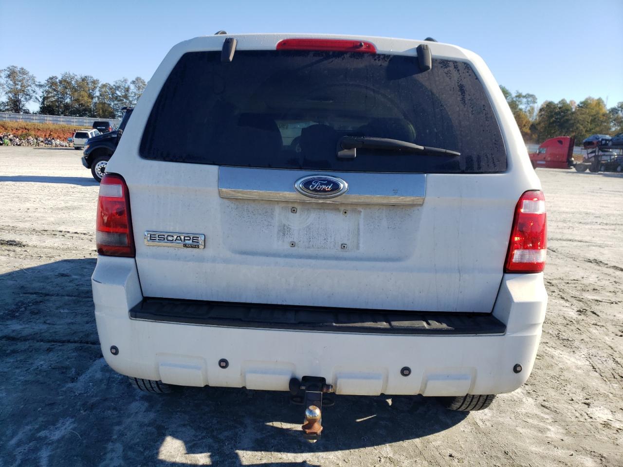 2008 Ford Escape Limited - Image 6