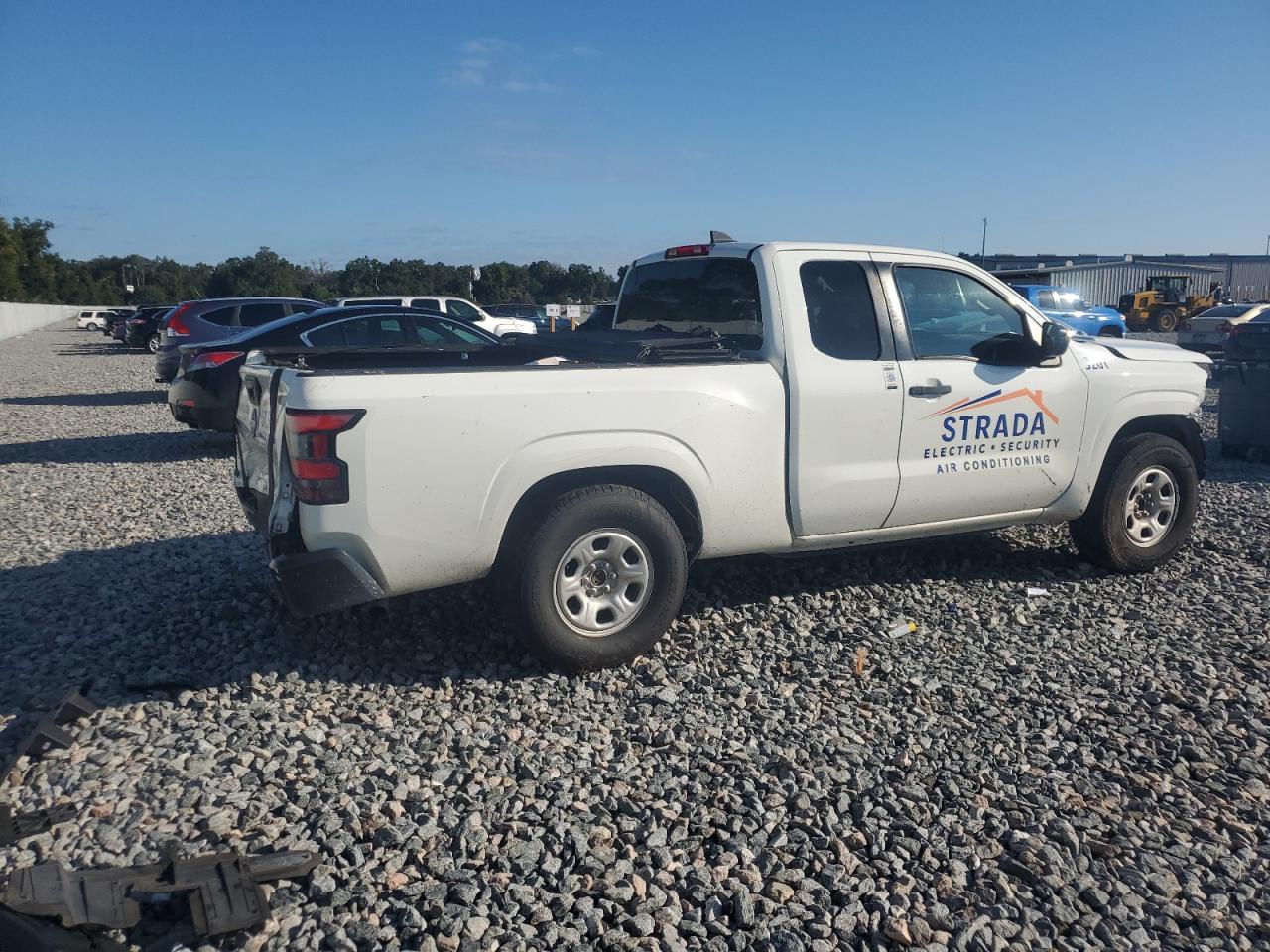 2022 Nissan Frontier S - Image 3