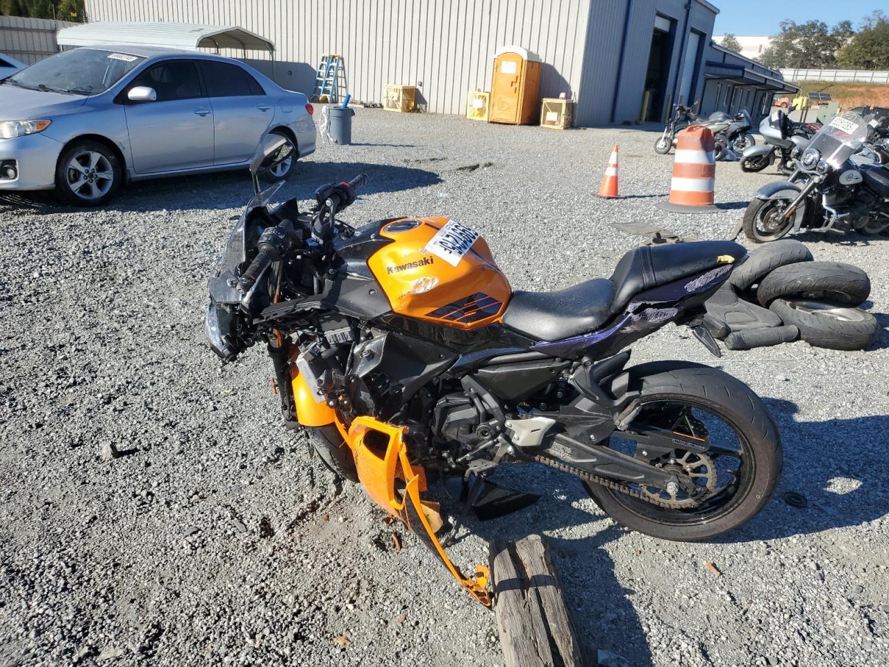 2025 Kawasaki Ex650 P - Image 3