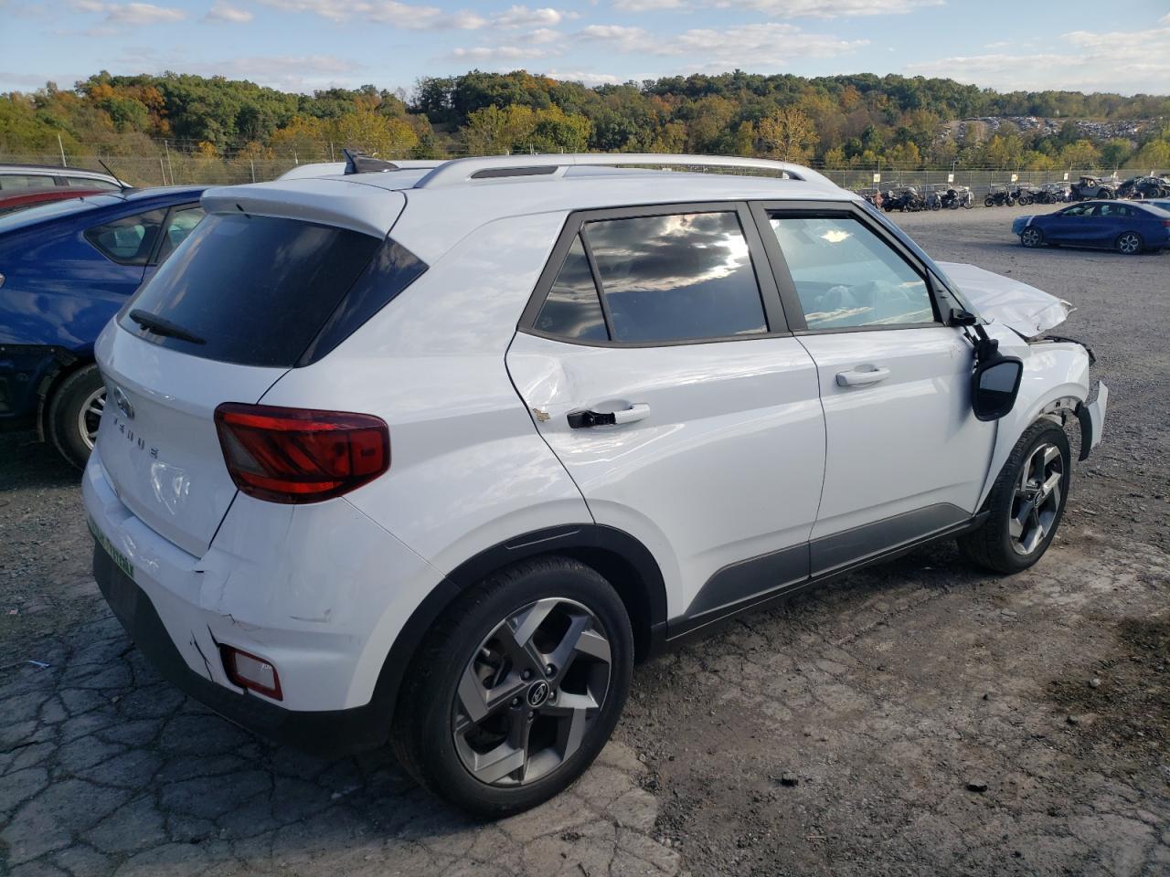 2022 Hyundai Venue Sel - Фото 3