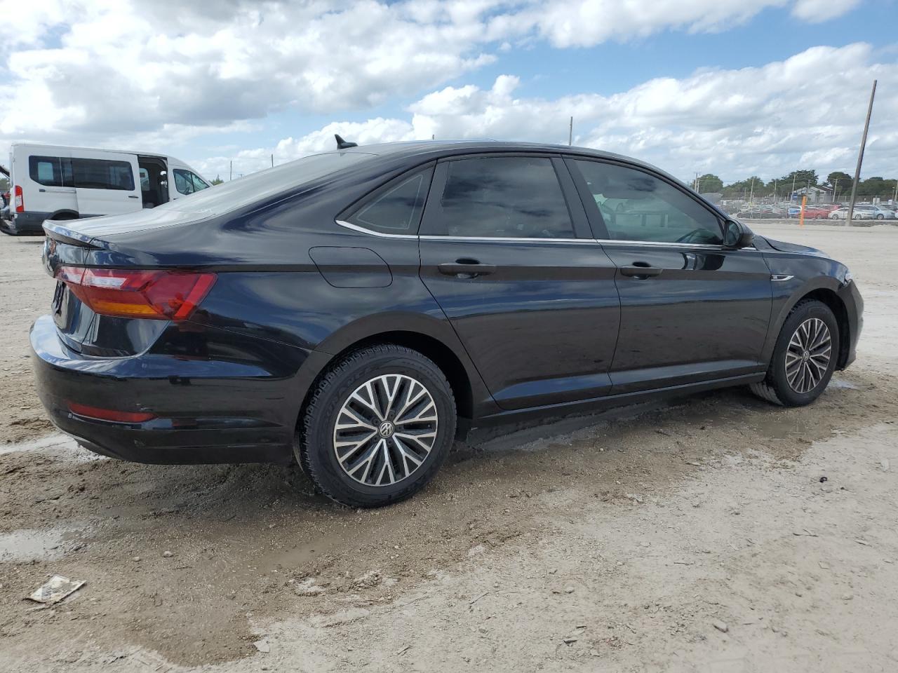 2019 Volkswagen Jetta Sel - Фото 3