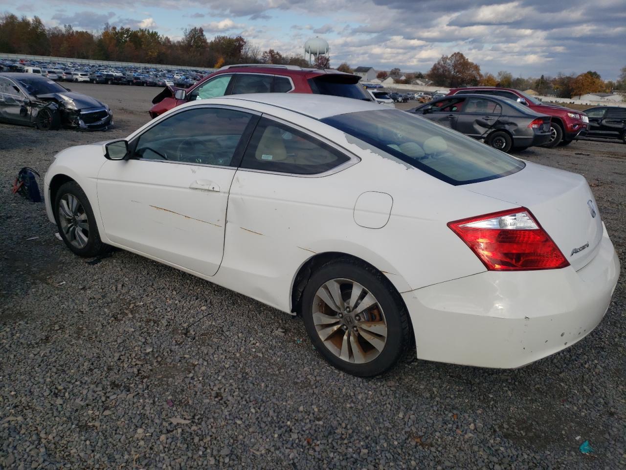 2010 Honda Accord Lx - Фото 2