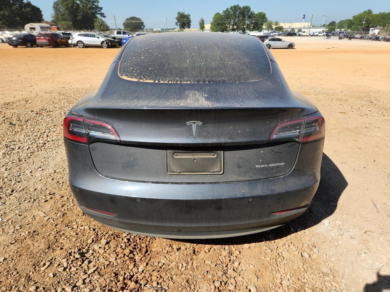 2022 Tesla Model 3 - Фото 6