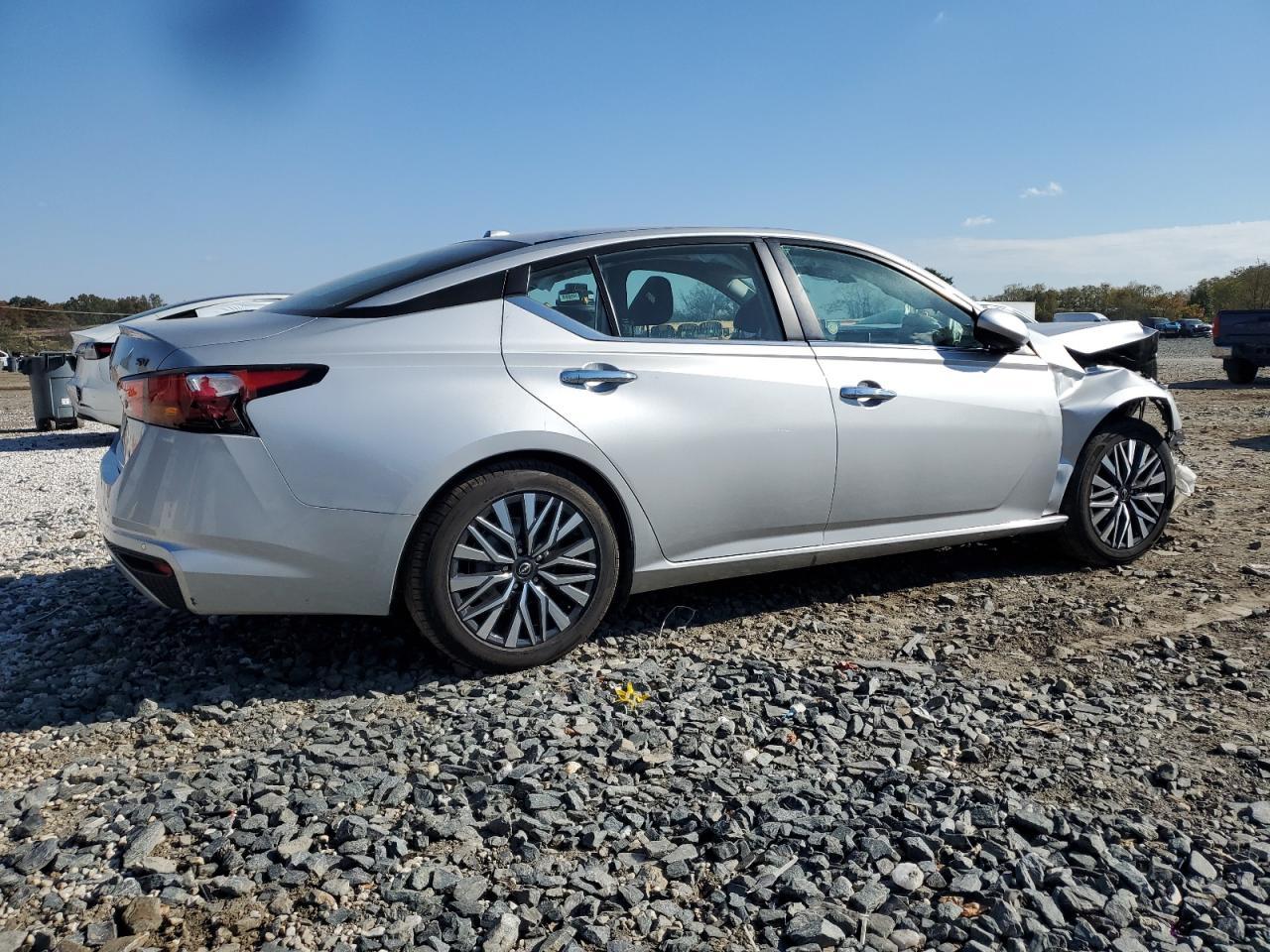 2023 Nissan Altima Sv - Фото 3