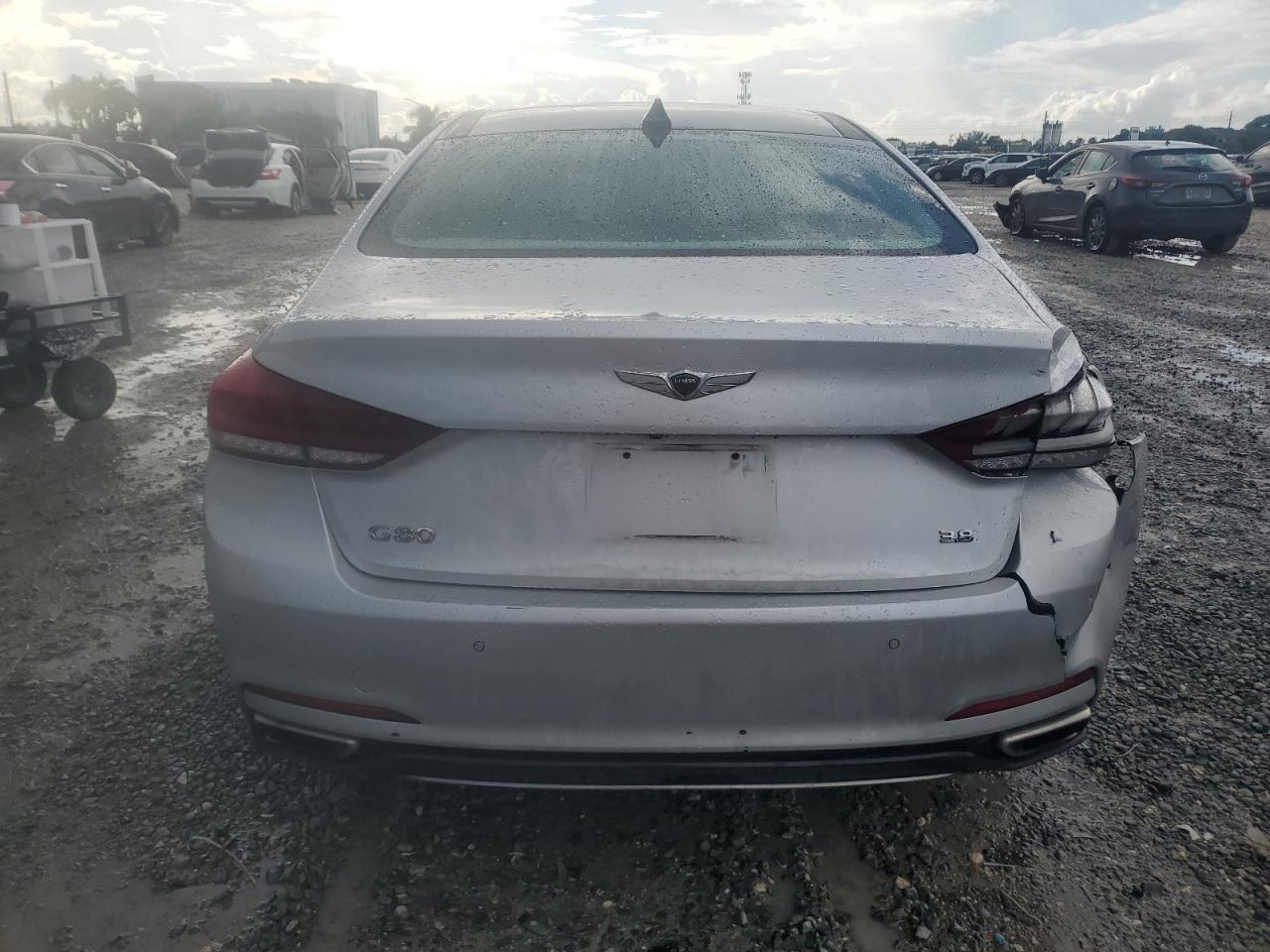 2018 Genesis G80 Base - Image 6