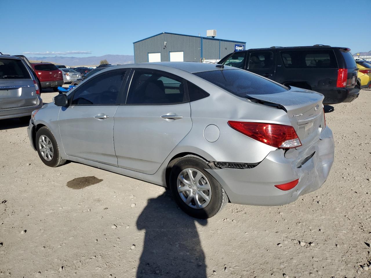 2012 Hyundai Accent Gls - Image 2