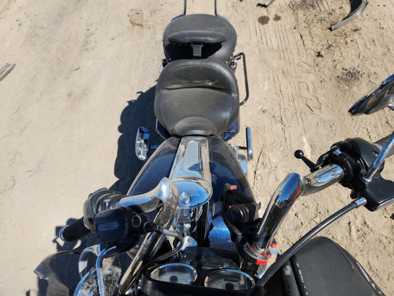 2012 Harley-Davidson Fltrx Road Glide Custom - Image 5