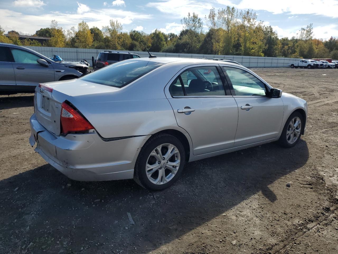 2012 Ford Fusion Se - Фото 3