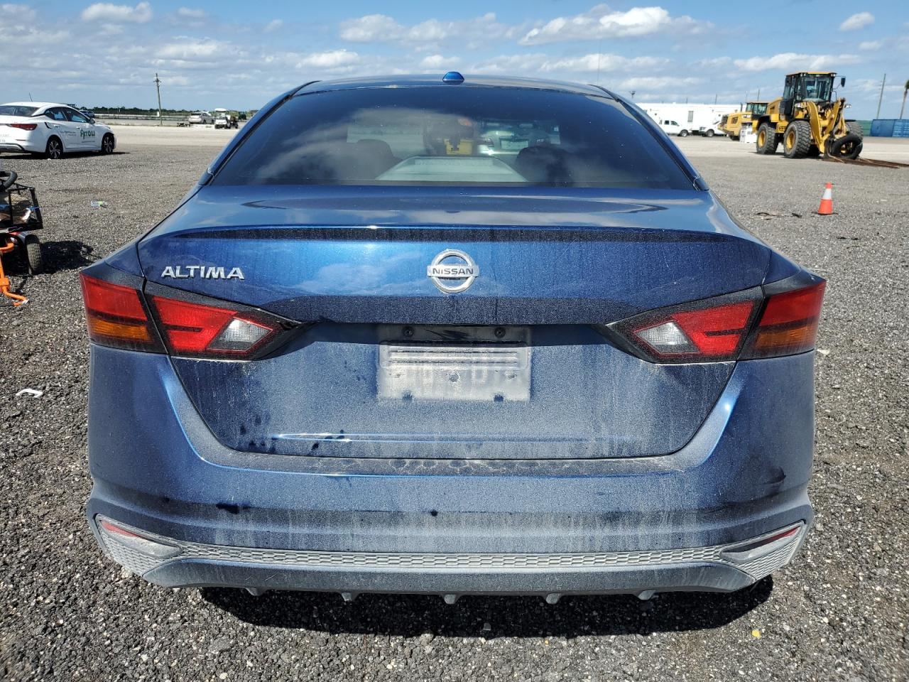2019 Nissan Altima S - Фото 6