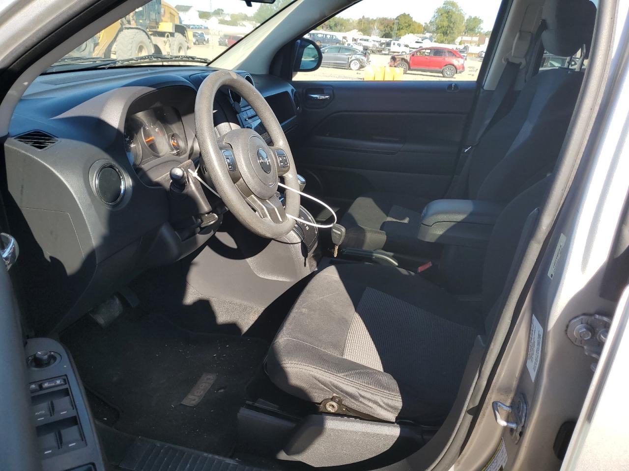 2011 Jeep Compass Sport - Image 7