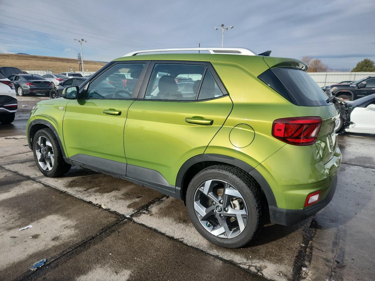 2021 Hyundai Venue Sel - Image 2