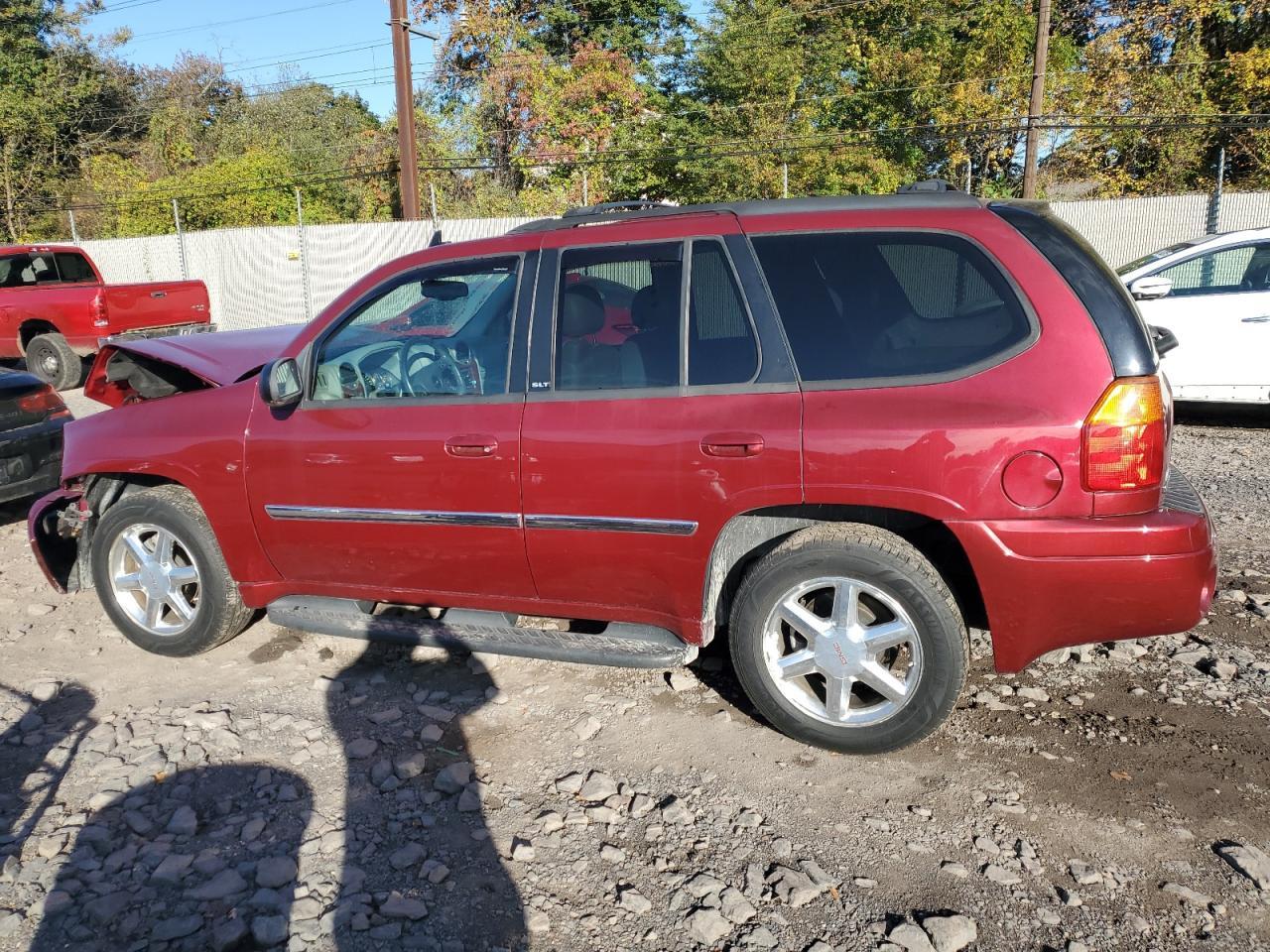 2009 GMC Envoy Slt - Image 2