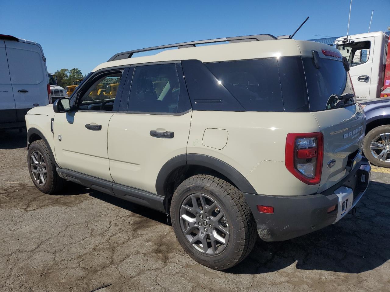 2025 Ford Bronco Sport Big Bend - Image 2
