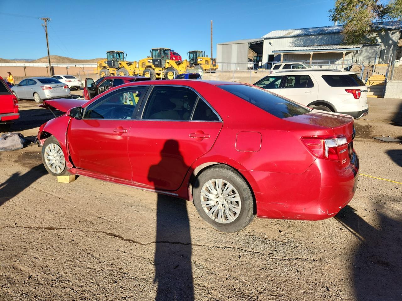 2013 Toyota Camry L - Фото 2