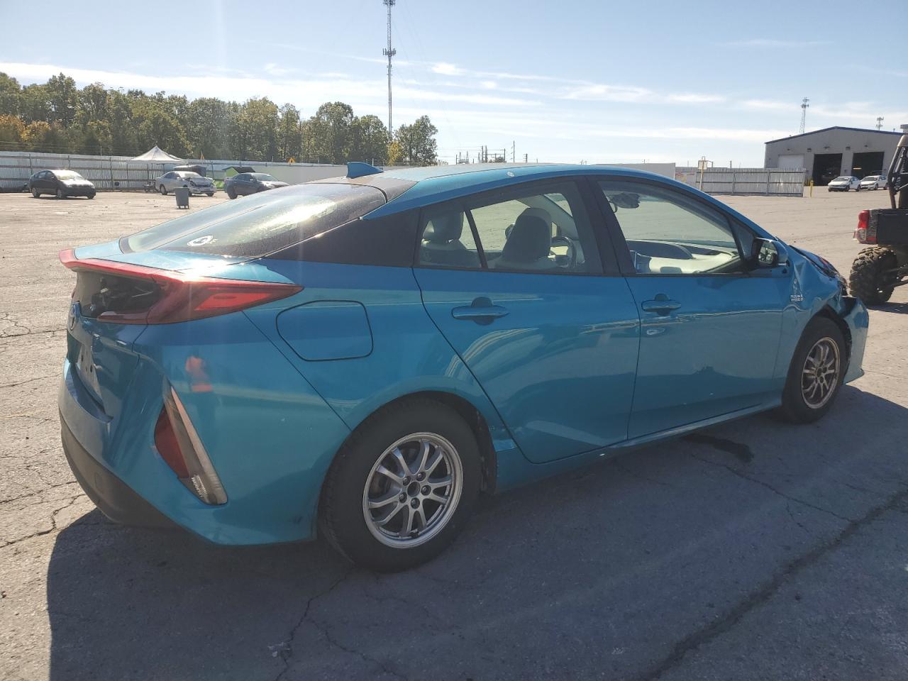 2018 Toyota Prius Prime - Image 3