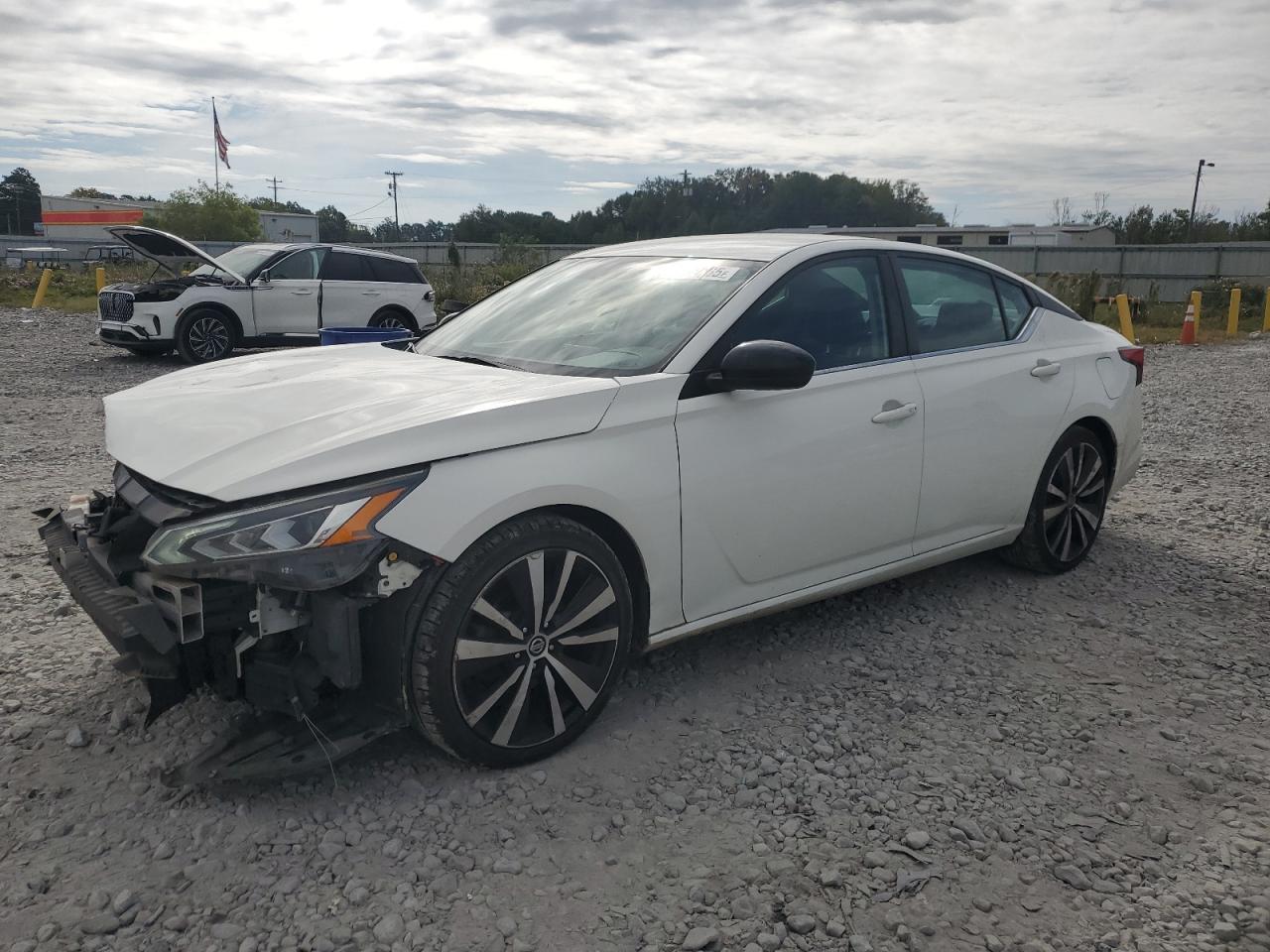 2019 Nissan Altima Sr