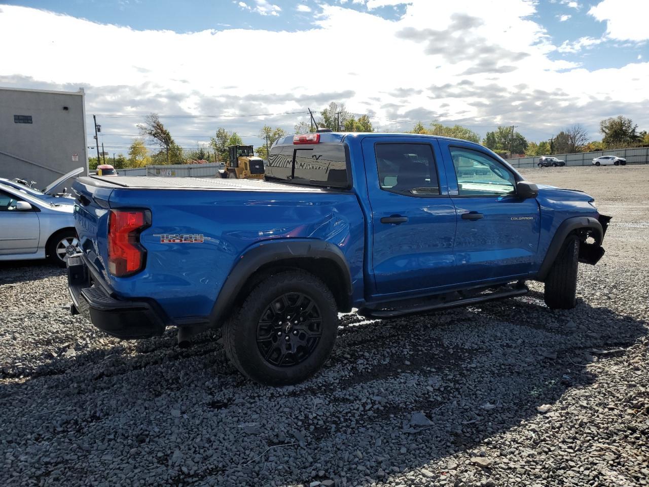 2024 Chevrolet Colorado Trail Boss - Фото 3