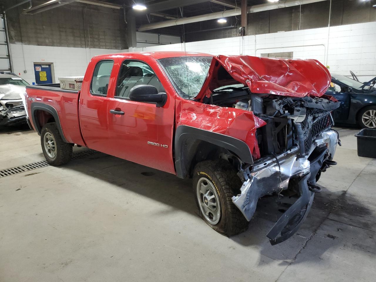2013 Chevrolet Silverado K2500 Heavy Duty - Фото 4