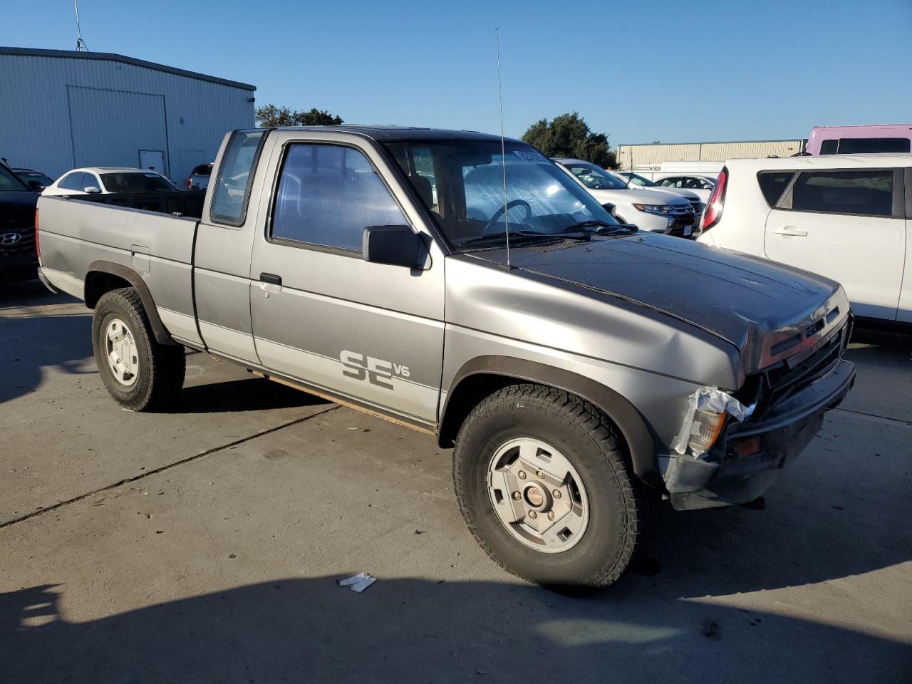 1988 Nissan D21 King Cab - Фото 4