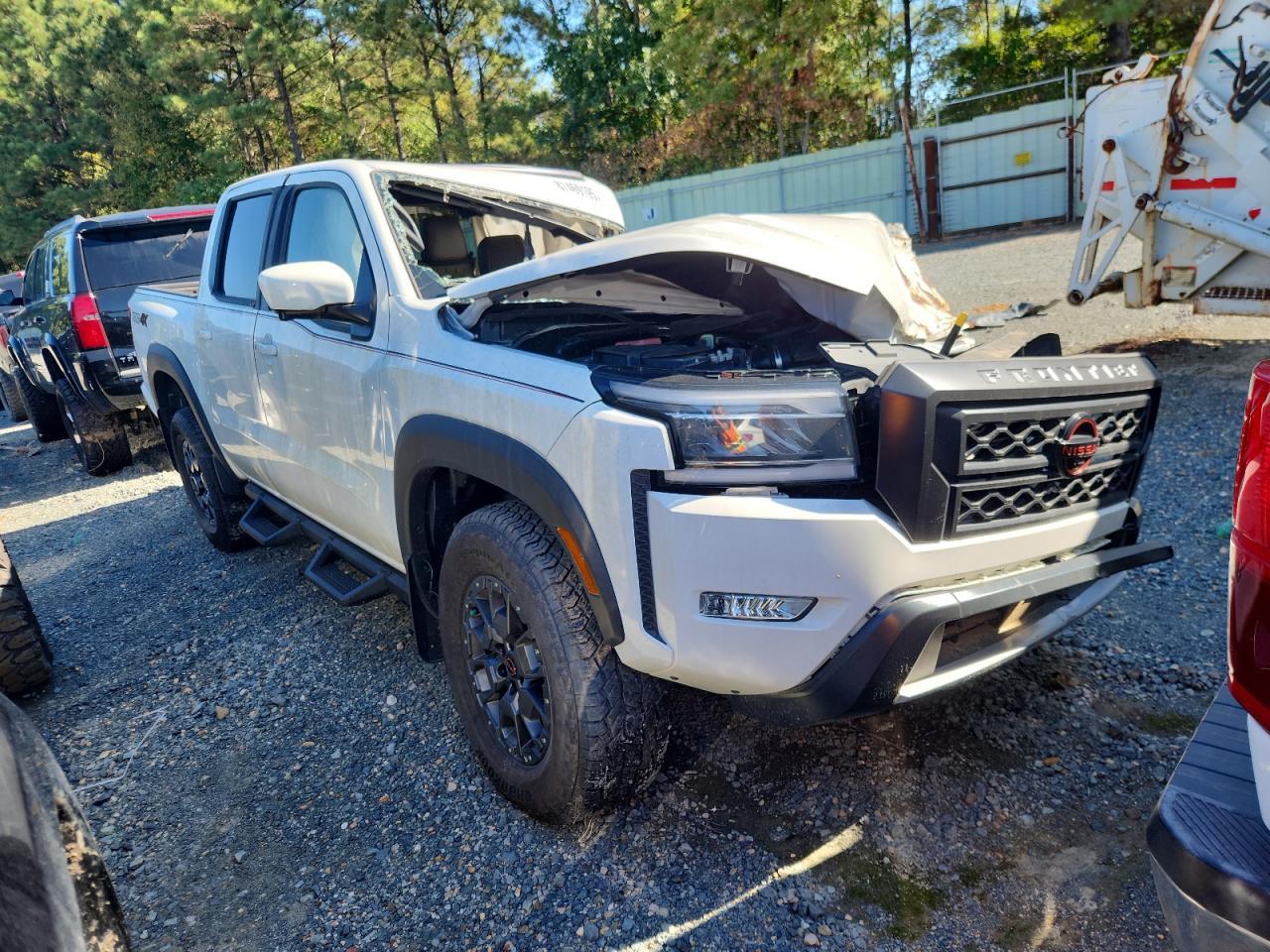 2024 Nissan Frontier S - Image 4