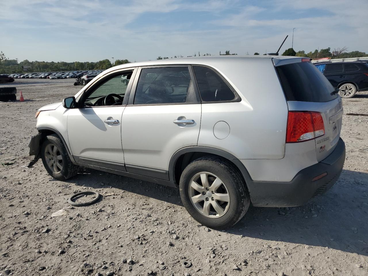 2013 Kia Sorento Lx - Фото 2