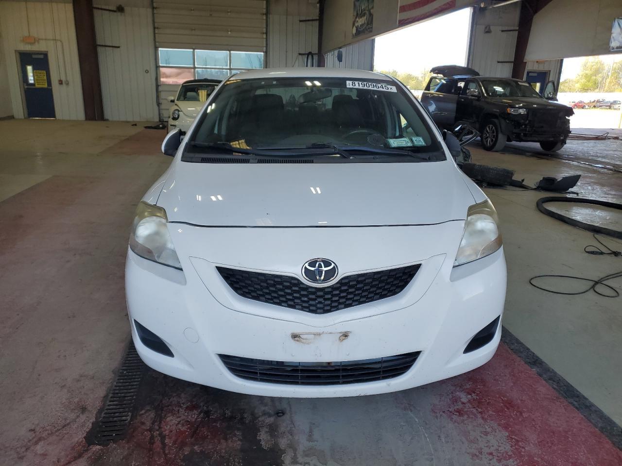 2012 Toyota Yaris - Фото 5