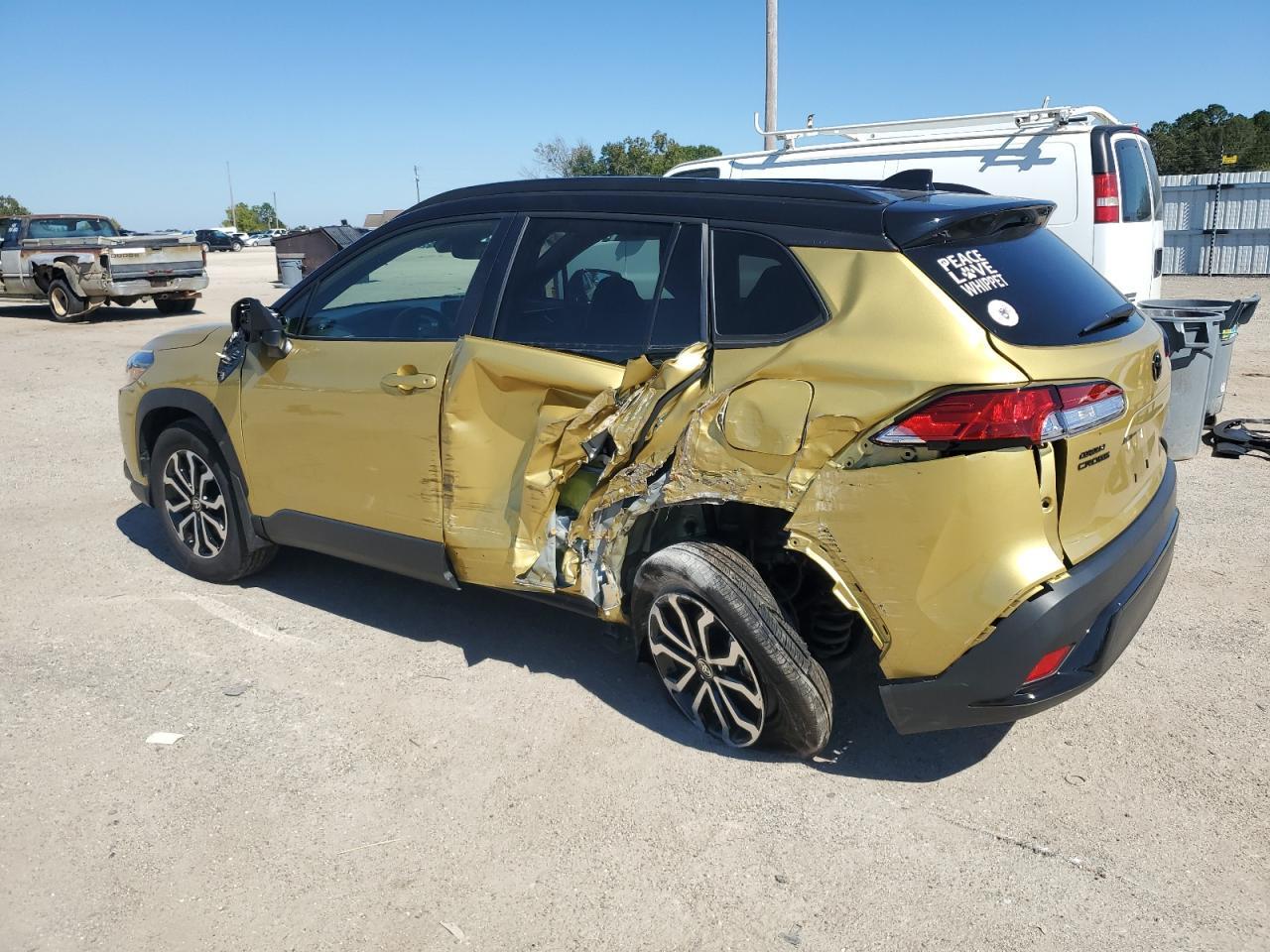 2024 Toyota Corolla Cross Se - Image 2