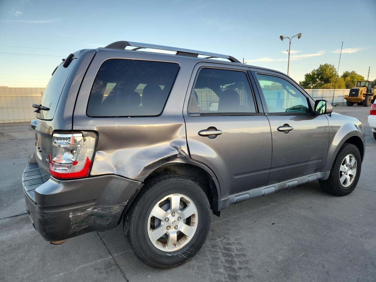 2012 Ford Escape Limited - Image 3