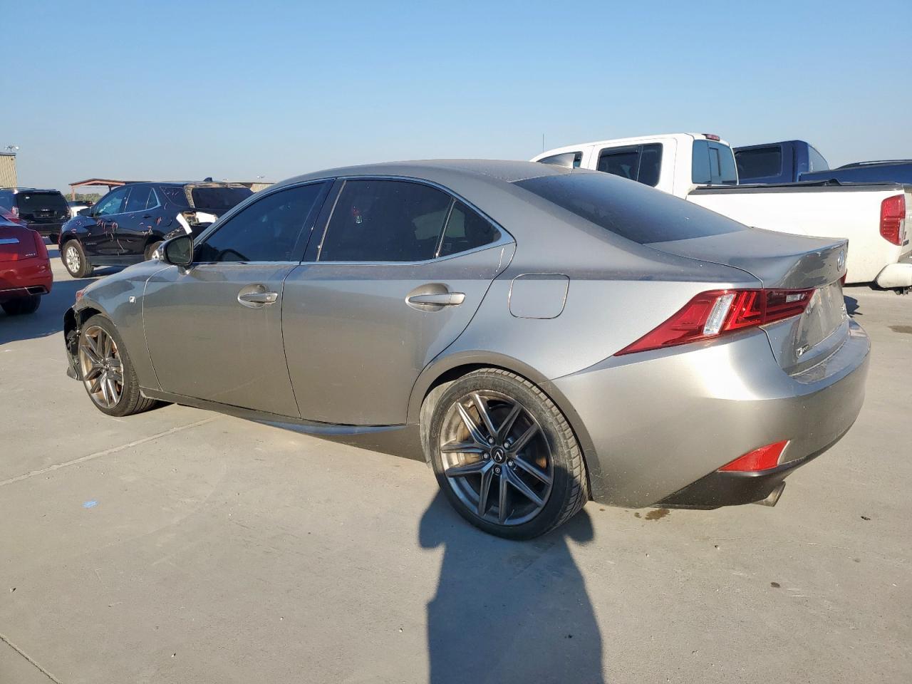 2016 Lexus Is 200T - Фото 2