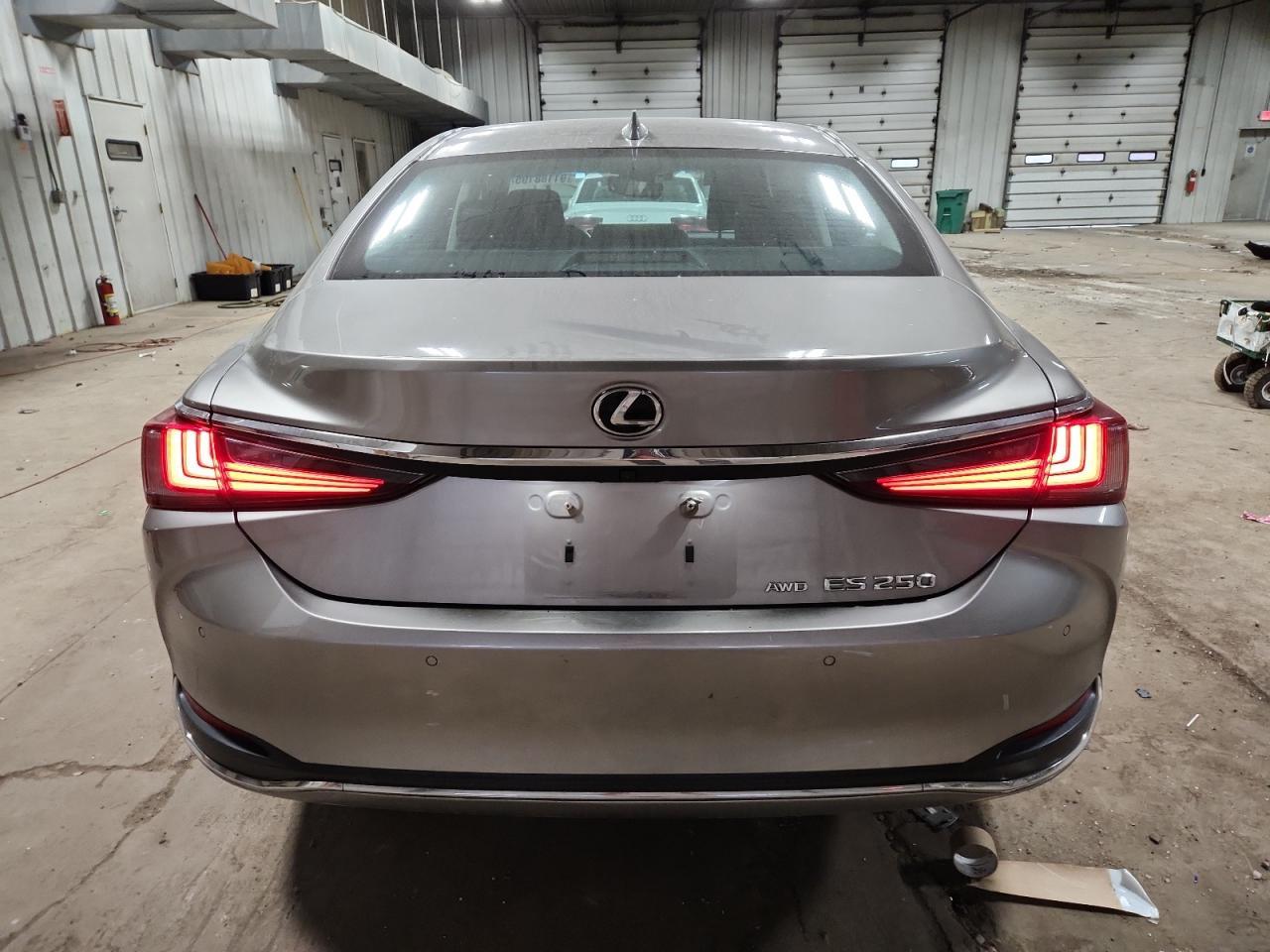 2021 Lexus Es 250 Base - Фото 6