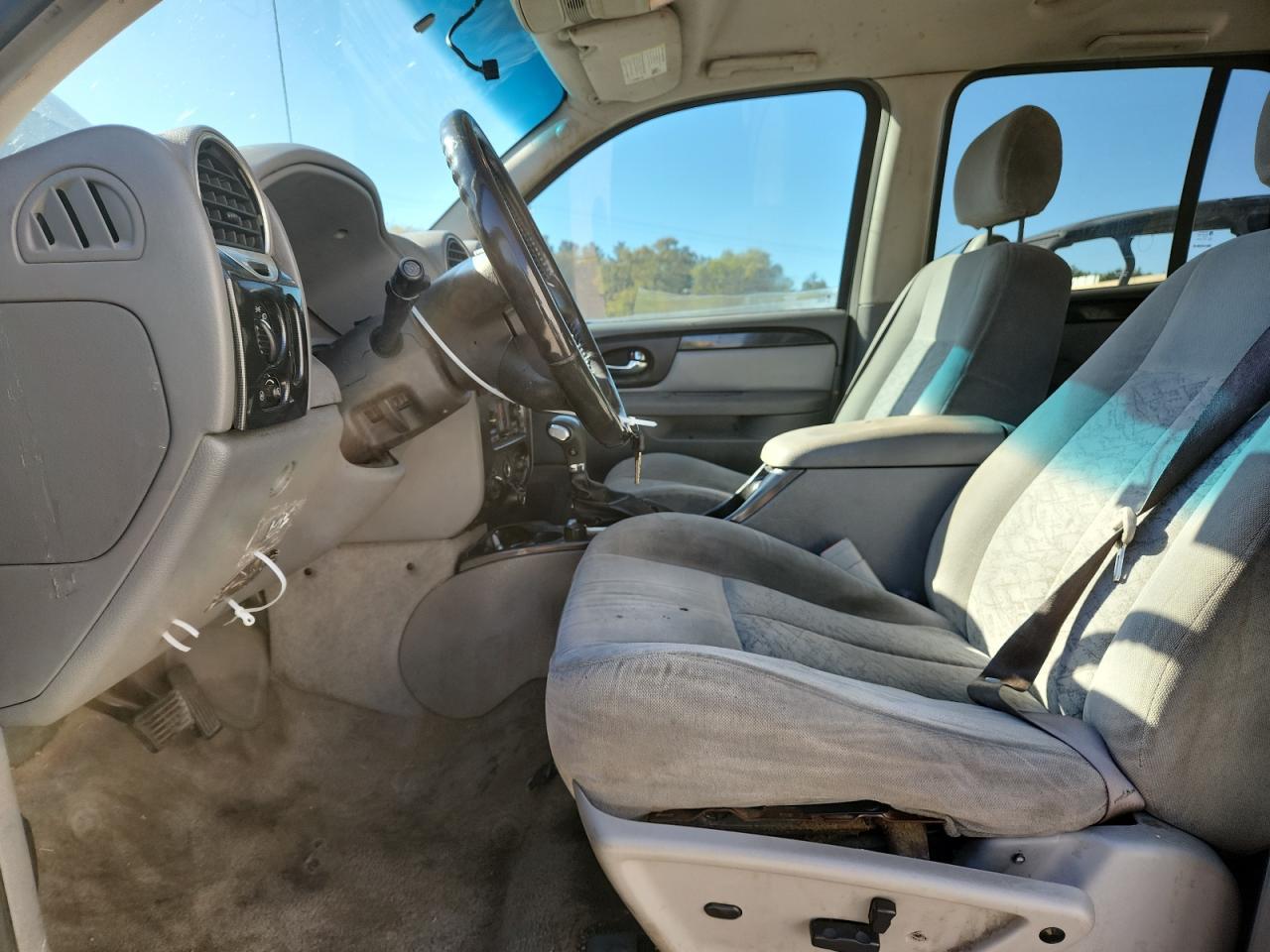 2006 GMC Envoy Xl - Image 7