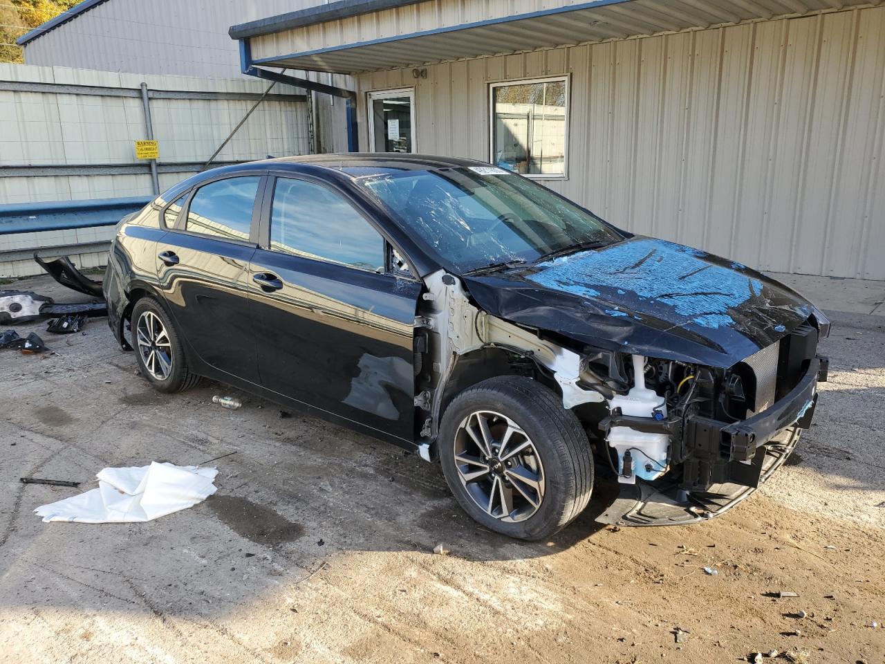 2023 Kia Forte Lx - Фото 4