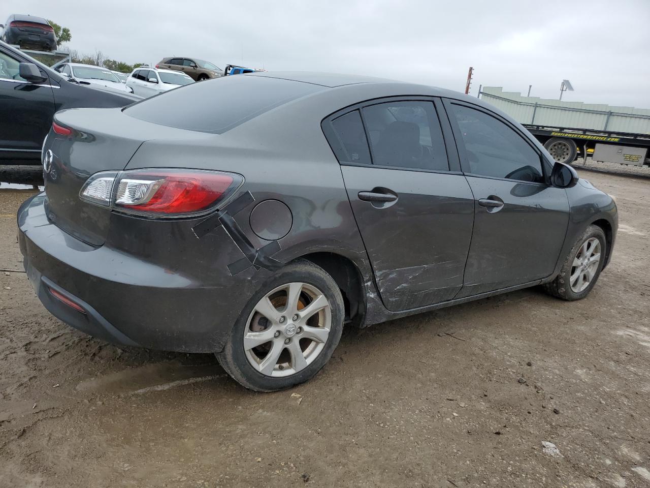 2011 Mazda 3 I - Фото 3