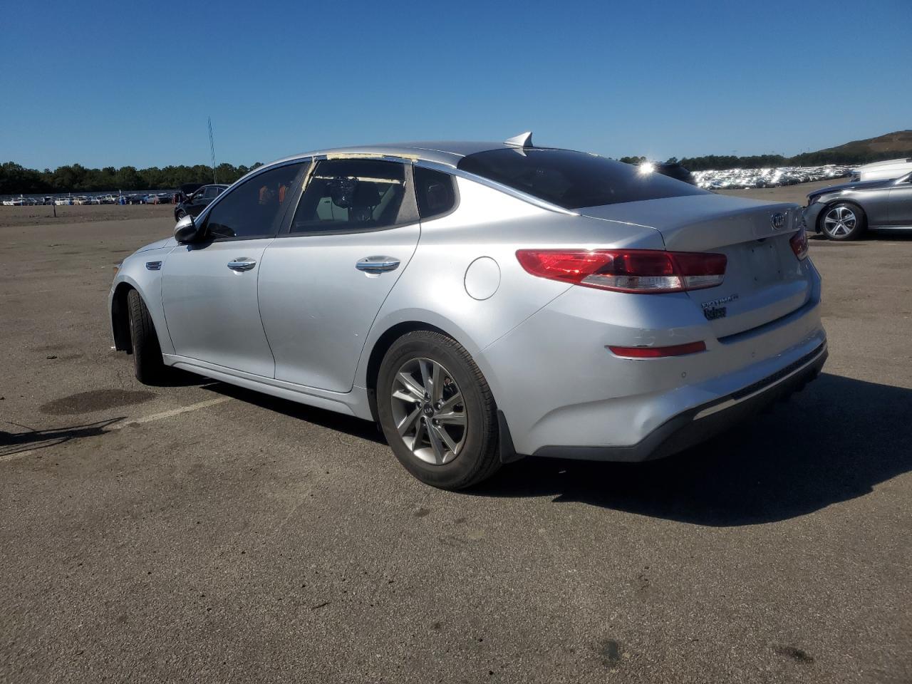 2019 Kia Optima Lx - Фото 2