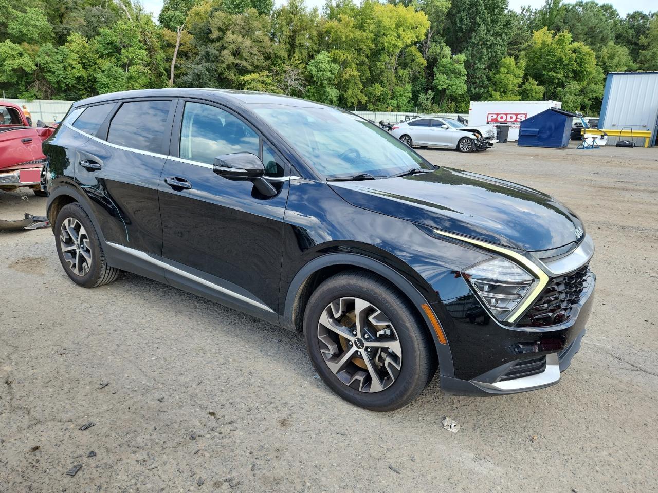 2024 Kia Sportage Ex - Image 4