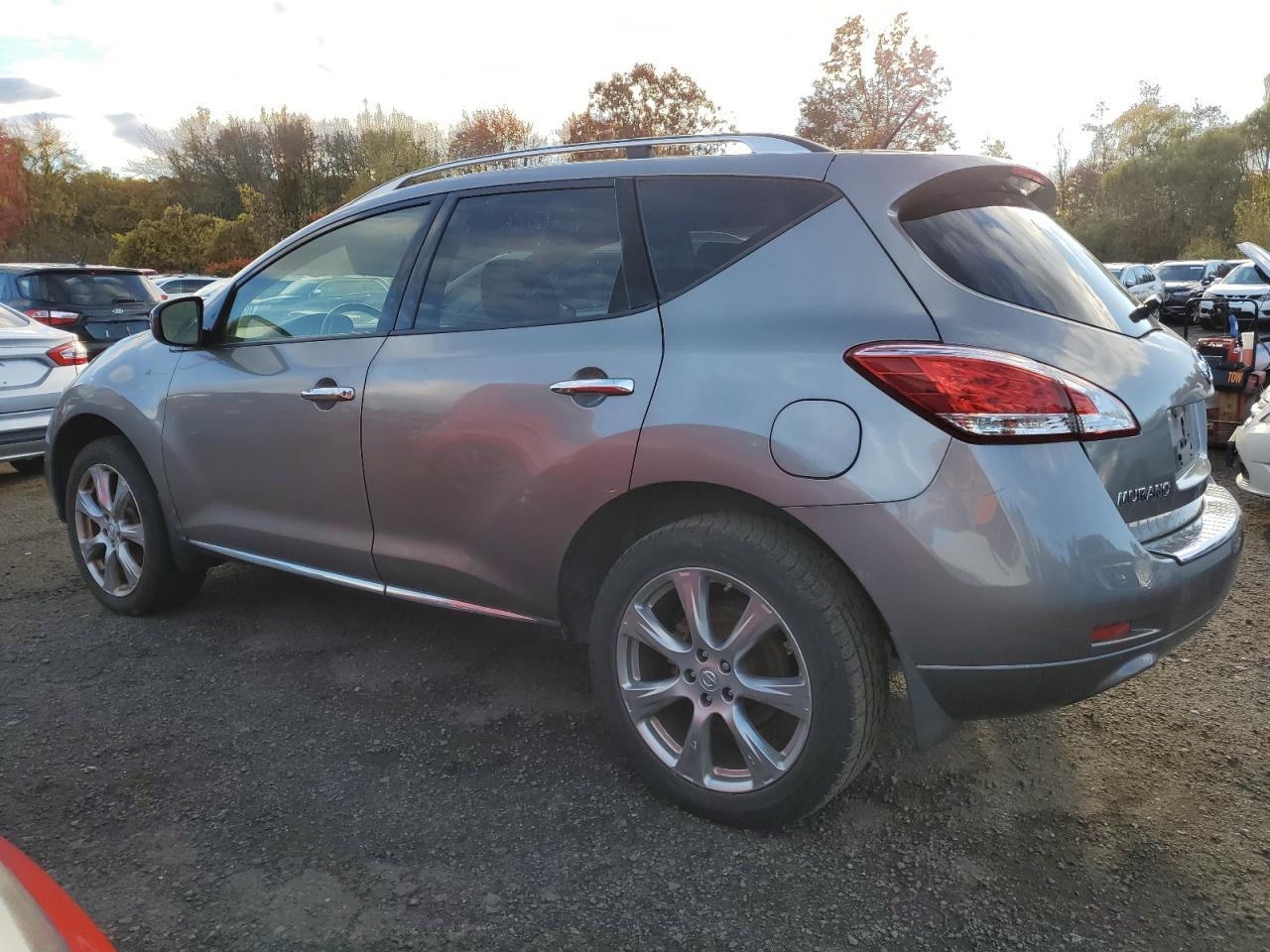 2012 Nissan Murano S - Фото 2