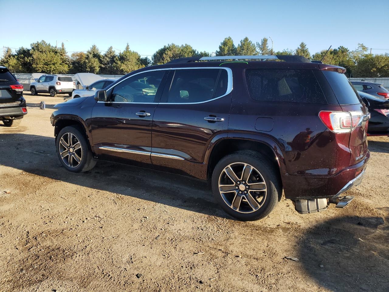 2018 GMC Acadia Denali - Image 2