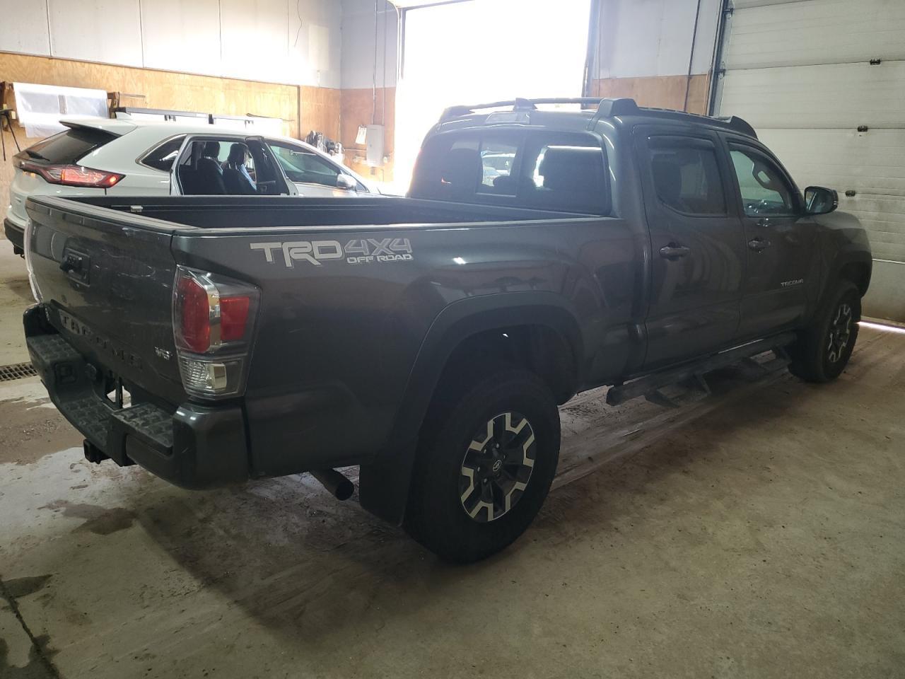 2023 Toyota Tacoma Double Cab - Image 3