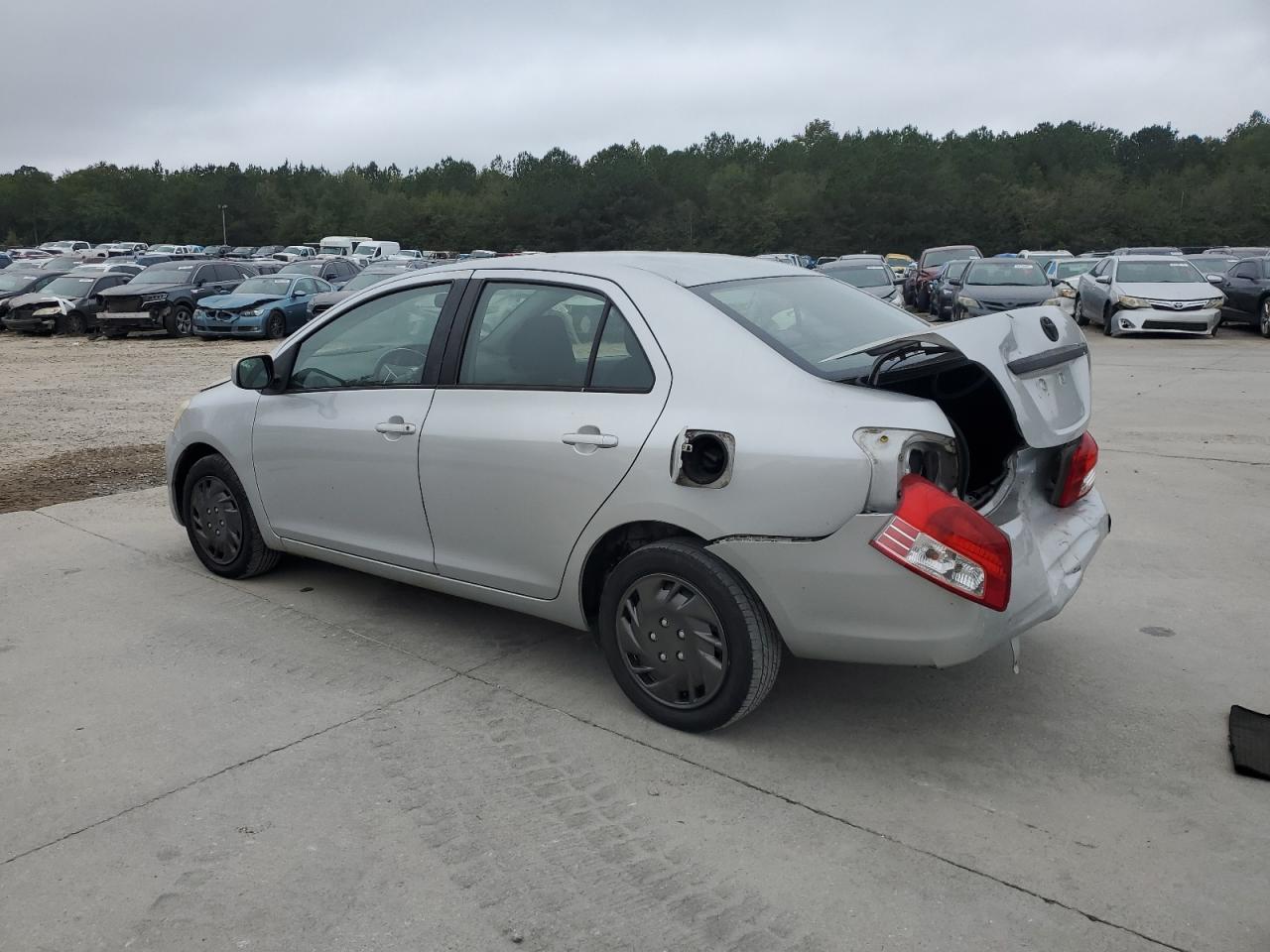 2007 Toyota Yaris - Фото 2